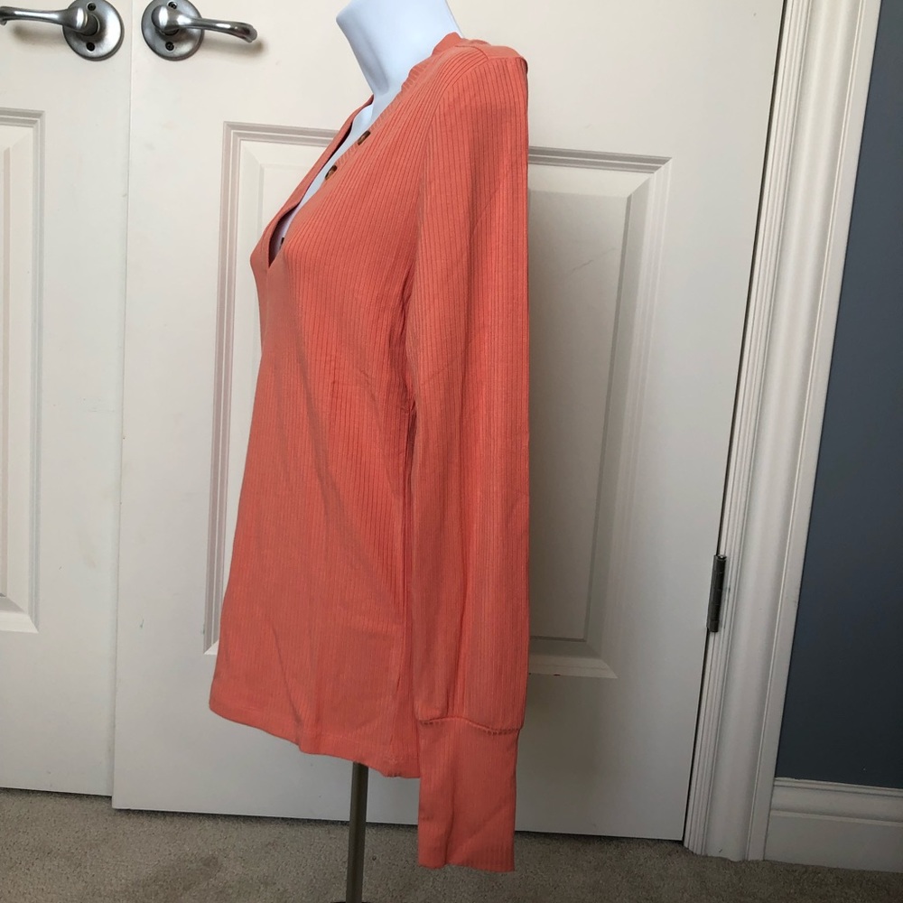 Loft gorgeous coral shirt - Picture 3 of 10